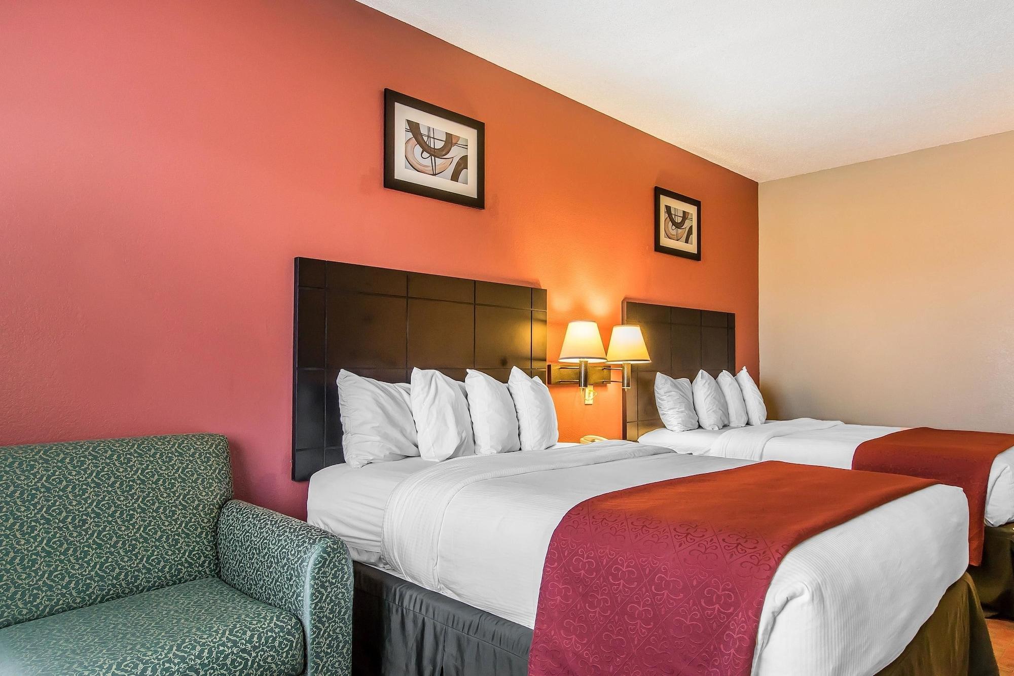 Quality Inn & Suites La Vergne Exteriér fotografie