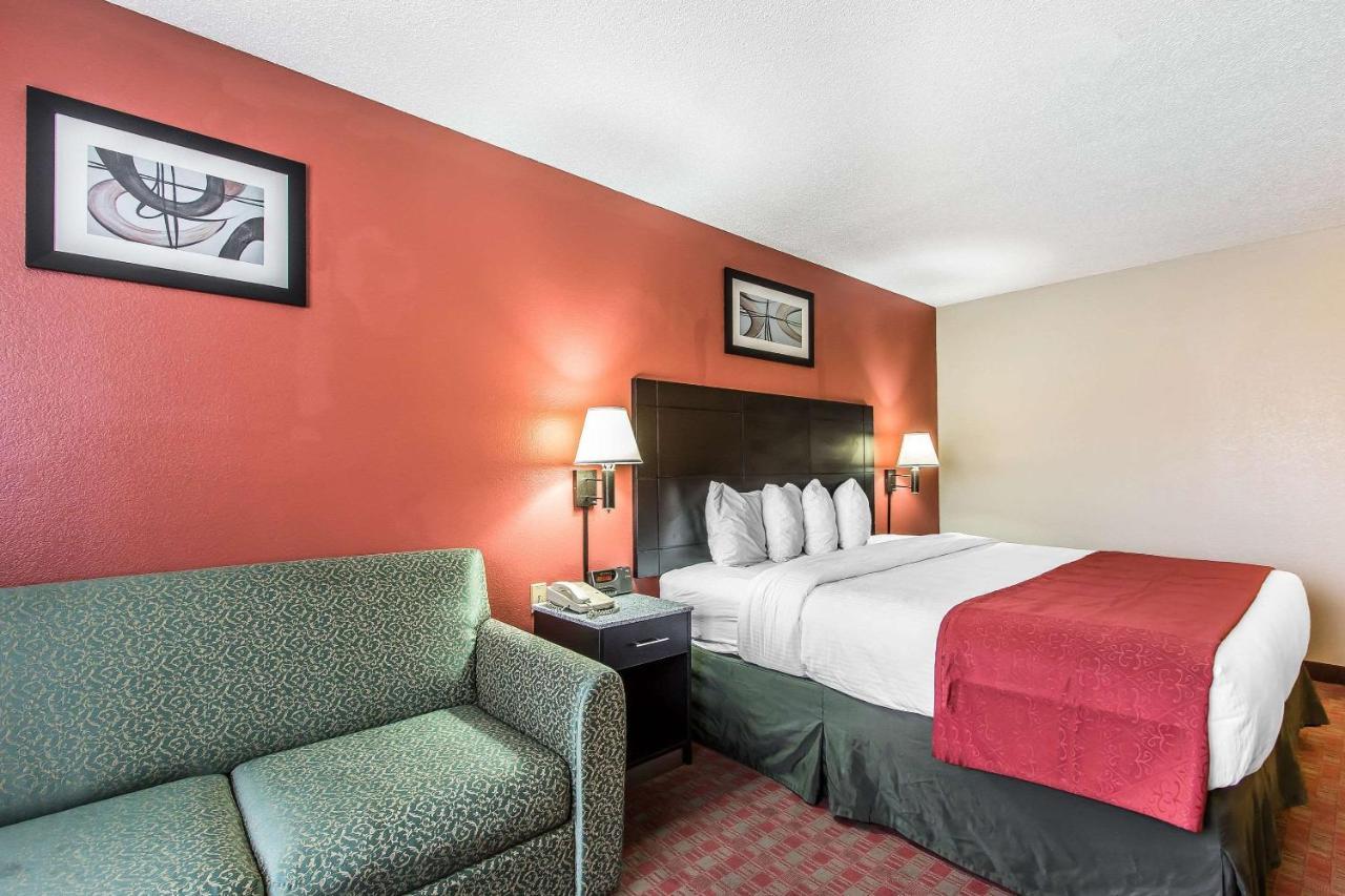 Quality Inn & Suites La Vergne Exteriér fotografie